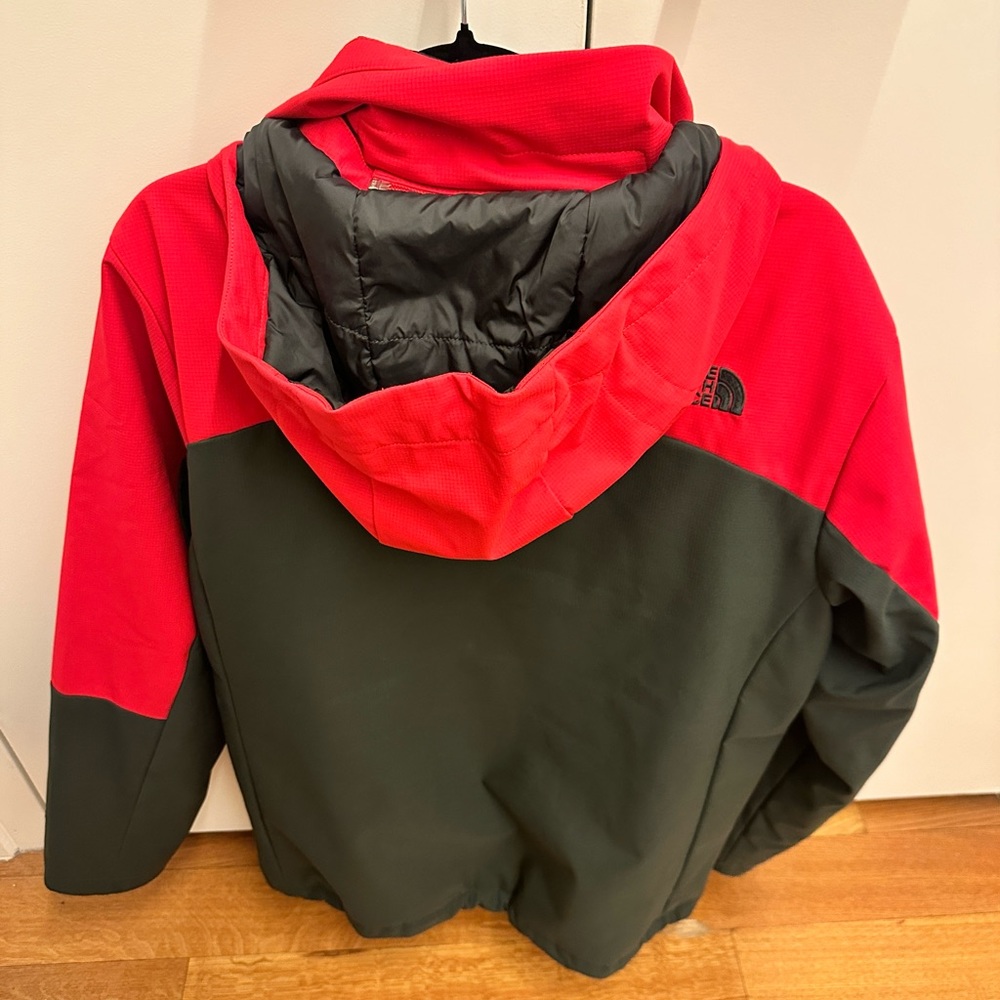 North Face Insulated Ski Jacket - Mens Medium